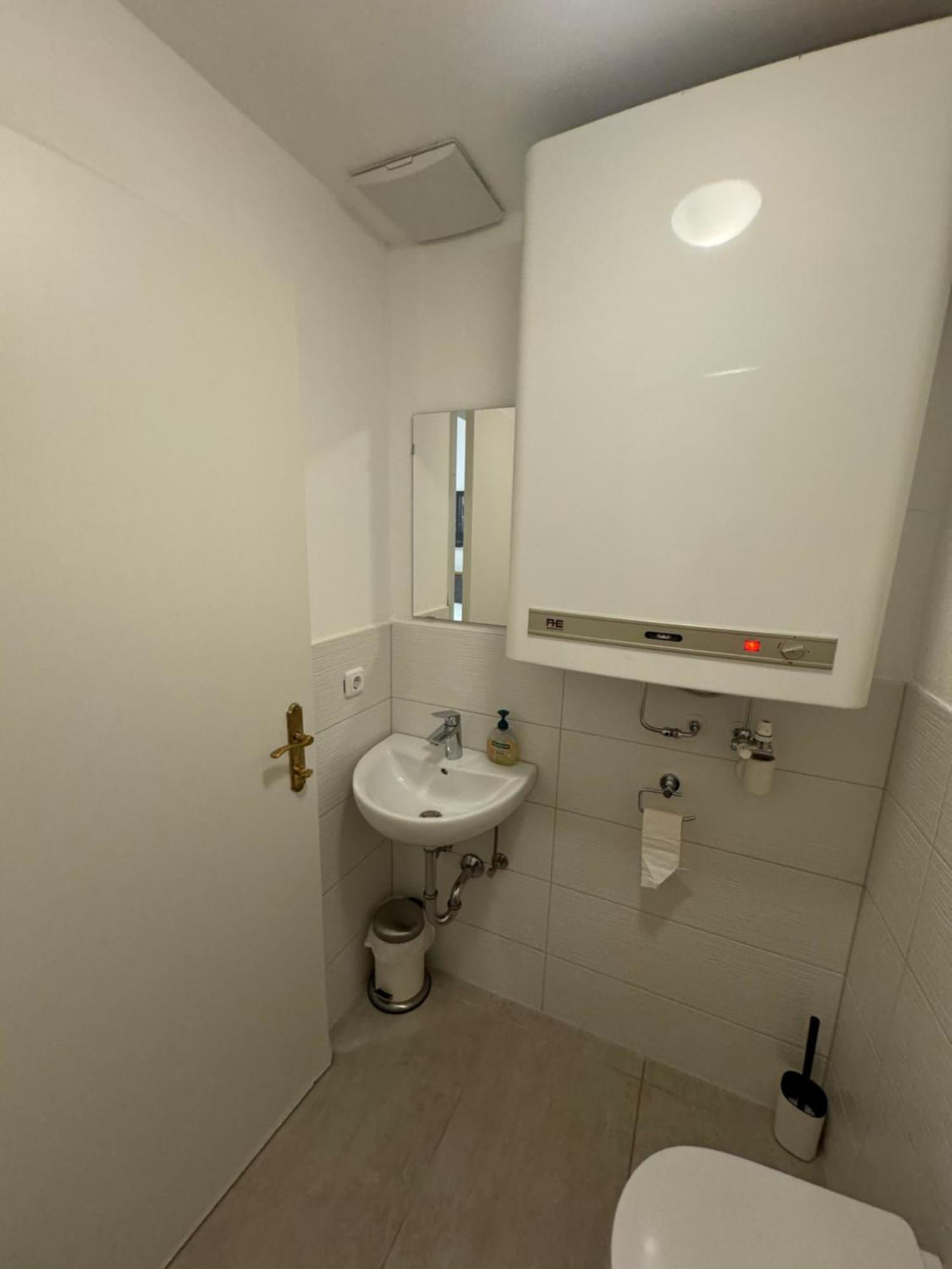 Guesthouse Mozart - Apartment House Salzburg Exteriör bild