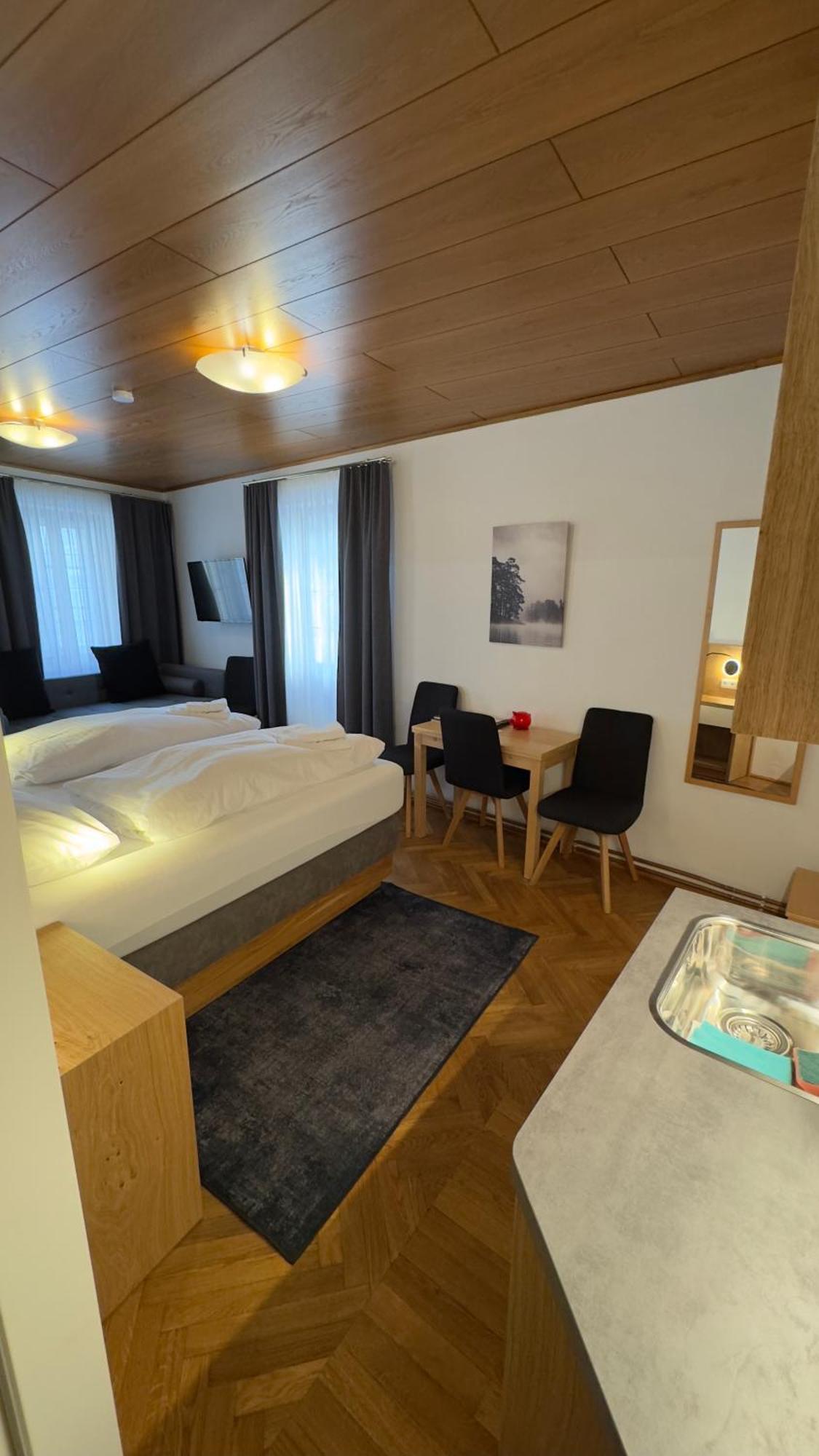 Guesthouse Mozart - Apartment House Salzburg Exteriör bild