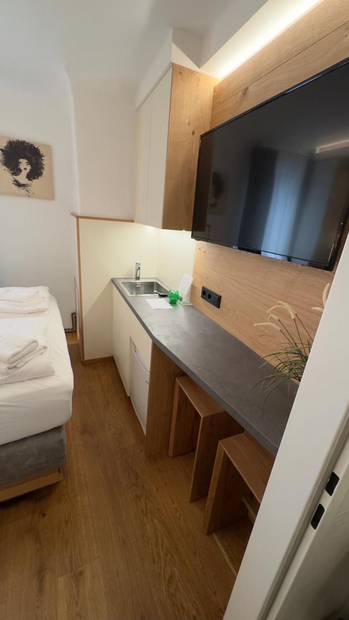 Guesthouse Mozart - Apartment House Salzburg Exteriör bild